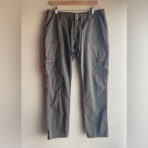 Levis Women Cargo Green Pants Size 12